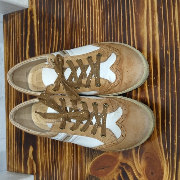 Ecco Spike Less Women Golf Shoe Wingtip Sz. 10. - Picture 6 of 7